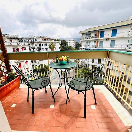 Azzurrissima Home-B&B Sorrento Centro エクステリア 写真